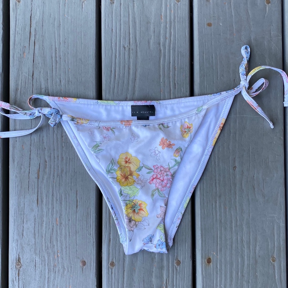 super cute pacsun bikini bottoms
